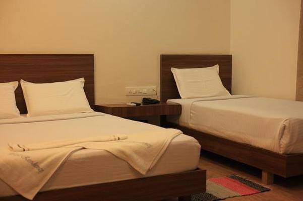 Hotel Pearl Residency